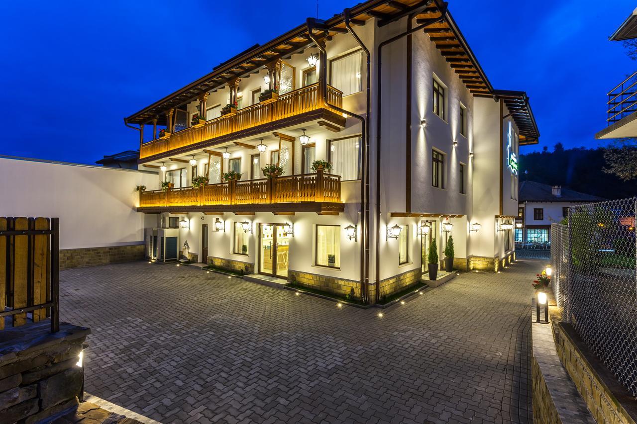 Hotel Compliment Трявна Экстерьер фото