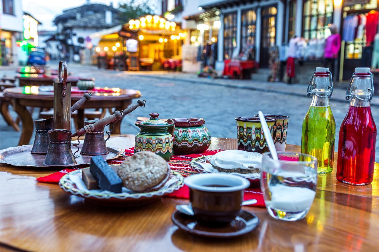 Hotel Compliment Трявна Экстерьер фото